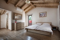 Gallery Thumb 1